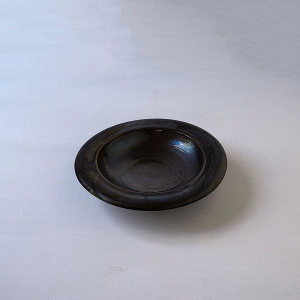●25-YT127 Black Karatsu Rim Plate B