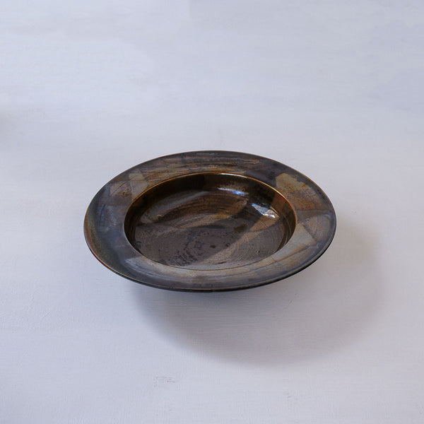 ●25-YT128 Yohen Black Karatsu Plate