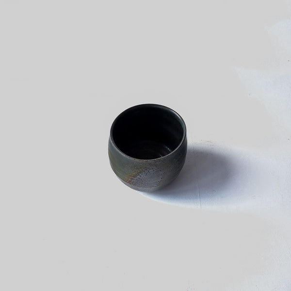 ●25-YT134 Black Karatsu Matcha Bowl