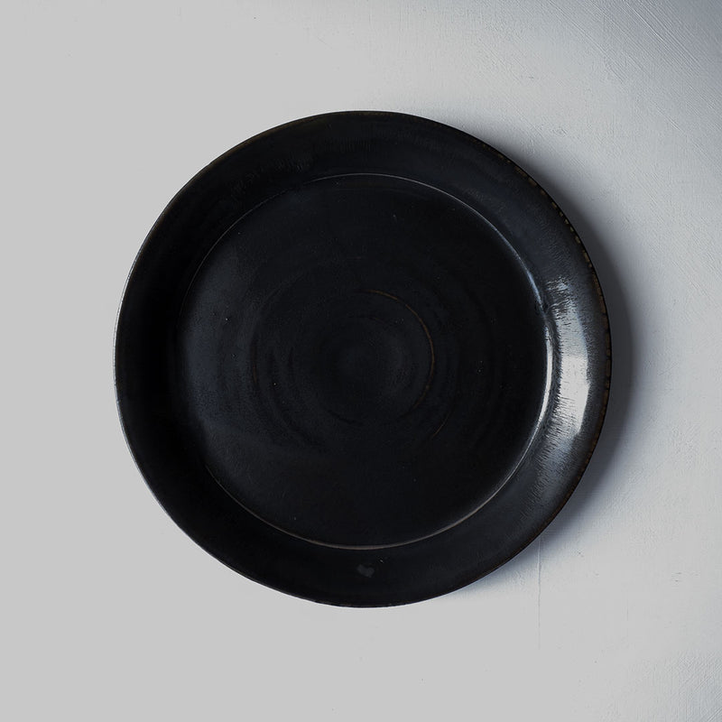 ●25-YT141 Black Karatsu Plate