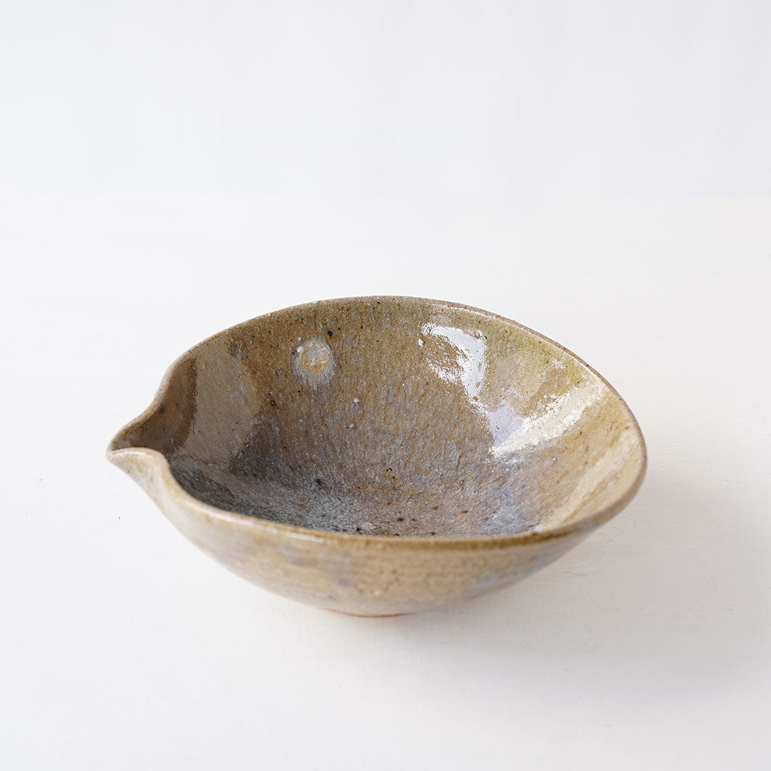 23-A15 Shingo Oka Spouted Bowl
