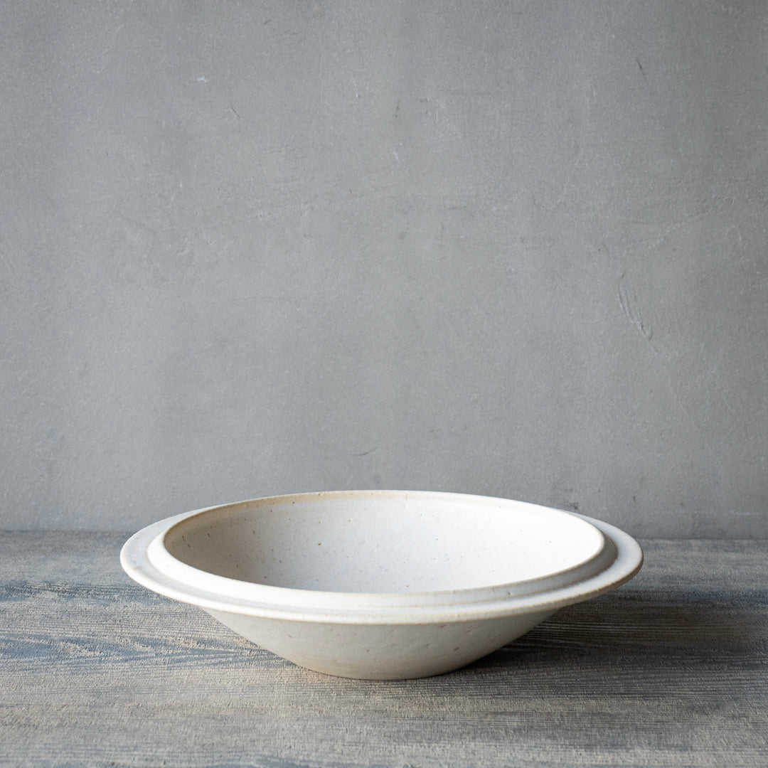 ○船串篤司 round plate 21cm チタン釉