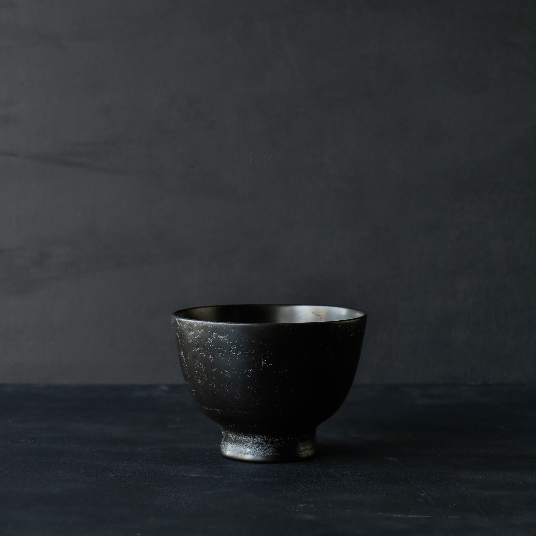 26-AS-4  Tsuzumi-wan (Tsuzumi-shaped Small Bowl) – Black