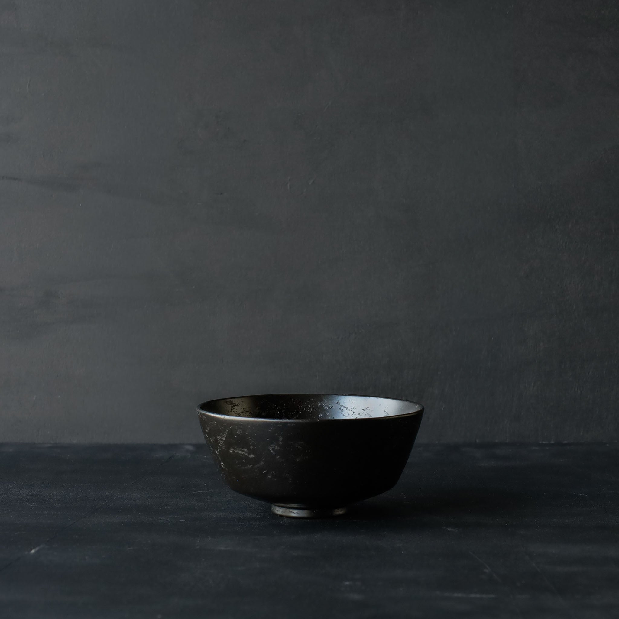26-AS-27  Komatsu-wan (Classical-shaped Bowl) – Black
