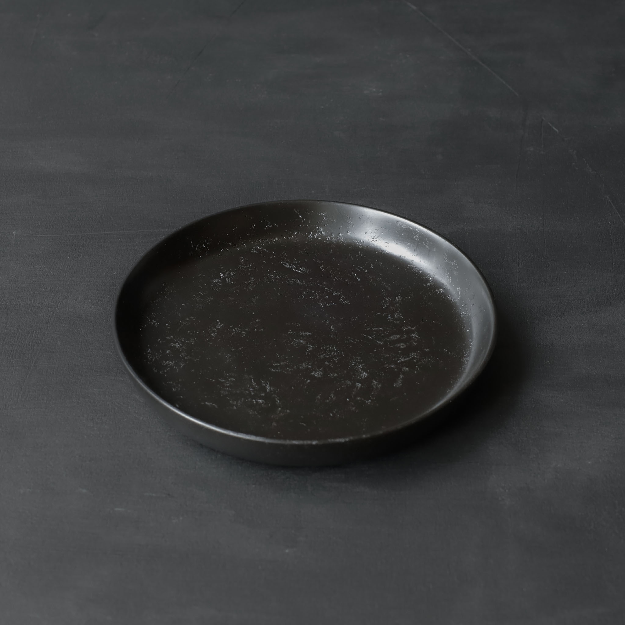 26-AS-54  Nurizara (Lacquered Large Plate) – Black