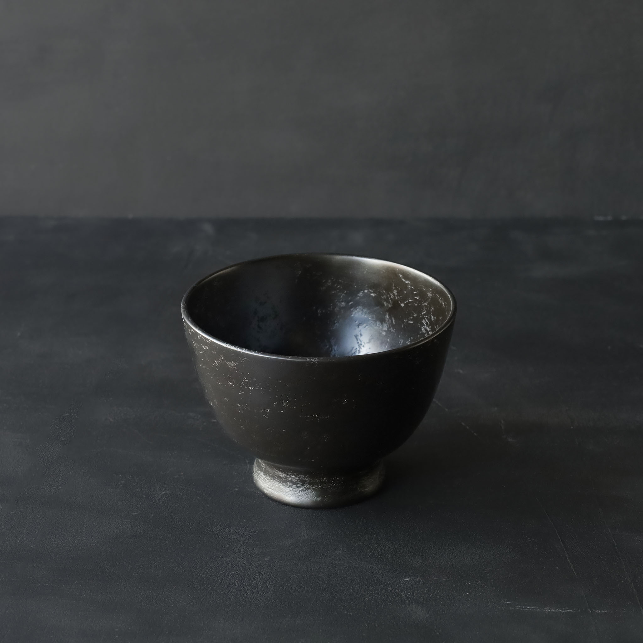 26-AS-4  Tsuzumi-wan (Tsuzumi-shaped Small Bowl) – Black