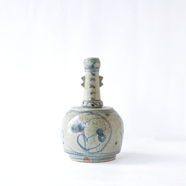 Miyo Oyabu Hanging Vase Mold – 雨晴/AMAHARE