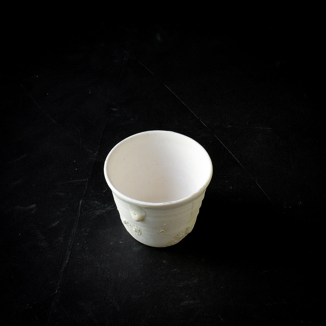 ●25-IY-33白磁フリーカップ