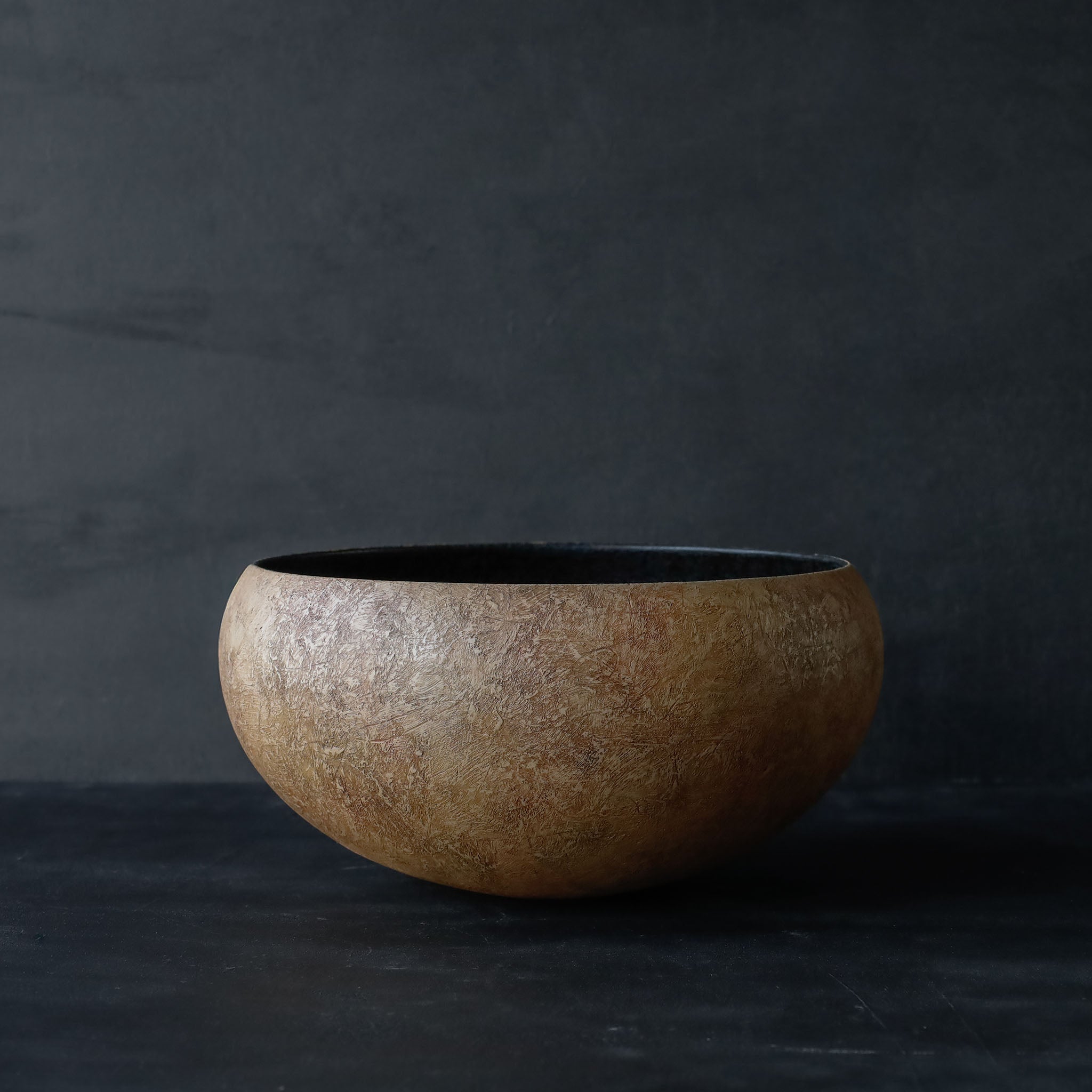 26-AS-31  Teppatsu (Iron Alms Bowl-shaped Large Bowl) – White