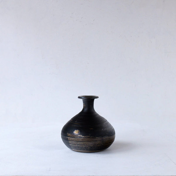 ○24-TY-36窯変黒唐津花入 – 雨晴/AMAHARE