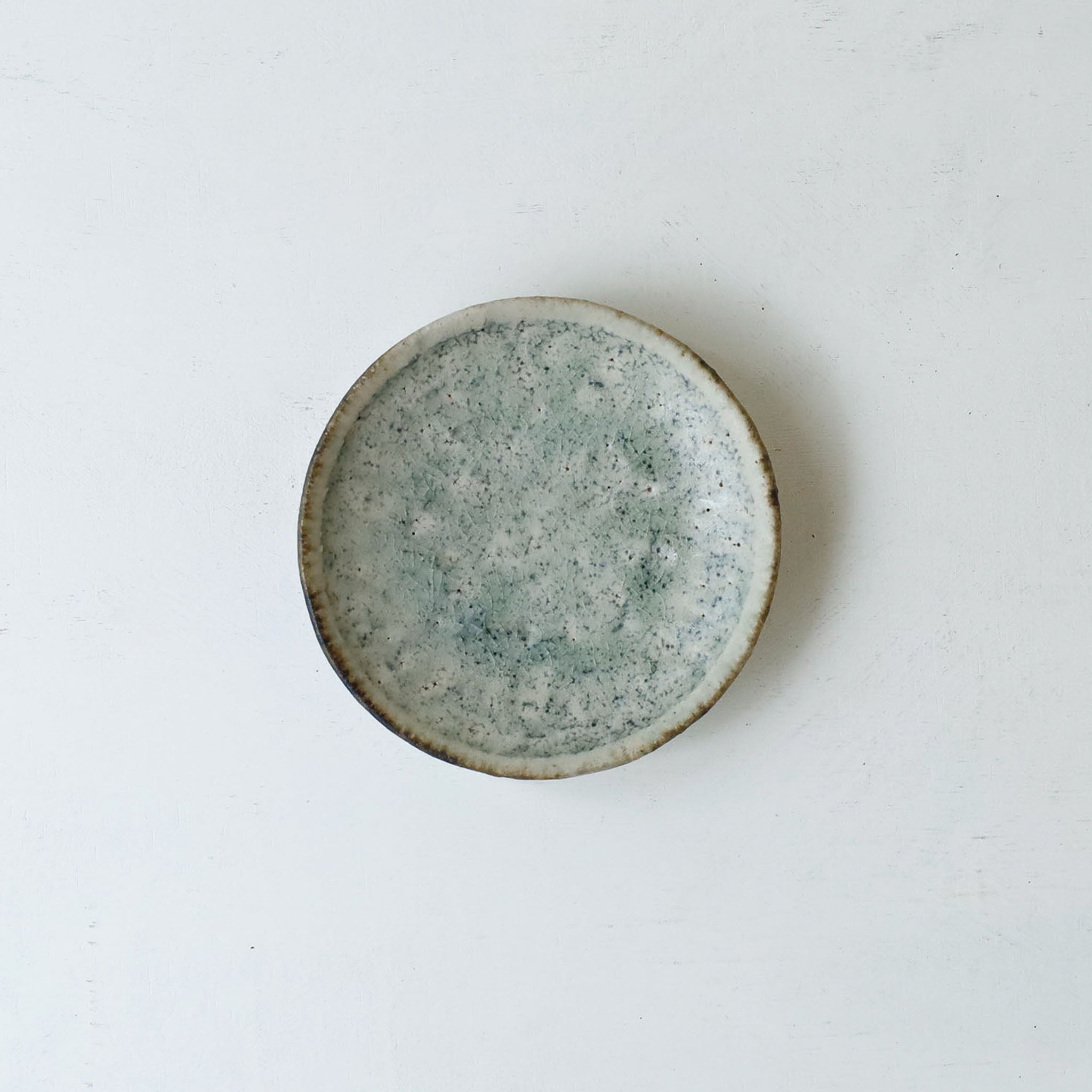 ○26-NT-39 灰粉引 豆皿 (φ100)