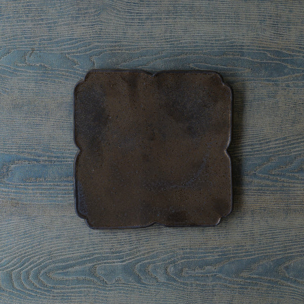 ●24-MS 4 Michikazu Sakai - Manganese Glaze Flower-Shaped Plate