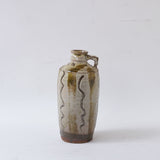 23-4 Shingo Oka White Slip Glaze Sgraffito Iron Glaze Handle Vase with Box