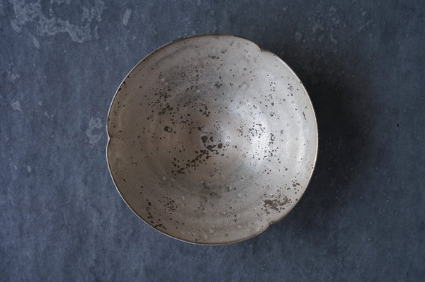 ●23-YI-40 Silver Glaze Flower-shaped Bowl  A