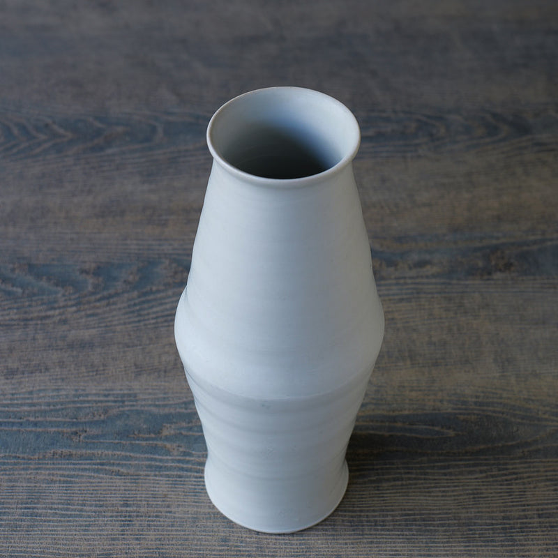 ●24-TS 45 Tomoko Sakai - White Glaze Cylinder Vase