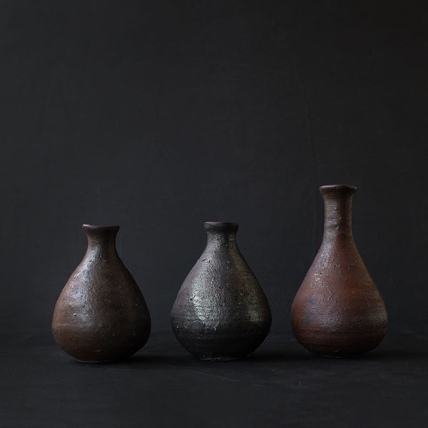 ●24-GN 45 Red Rust Finish Tokkuri (Sake Bottle)