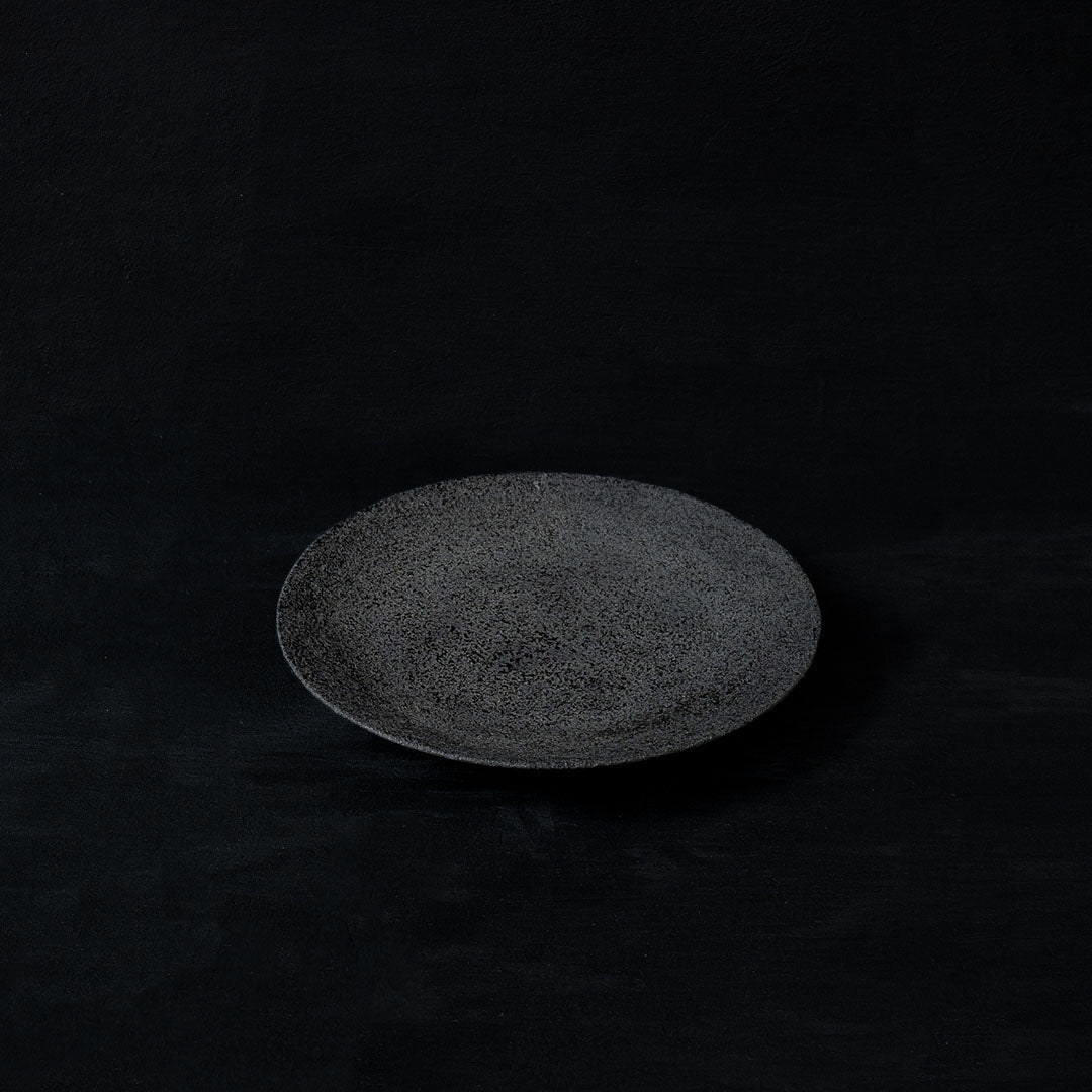 ●25-KF Sabi-urushi Plate 18cm Black