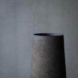 ●25-AF-57 花器 白・黒 B