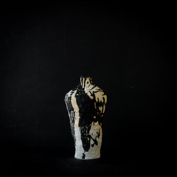 ●25-IY-62 Vase