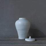 ●24-TS 71 Tomoko Sakai - White Glaze Lidded Vase