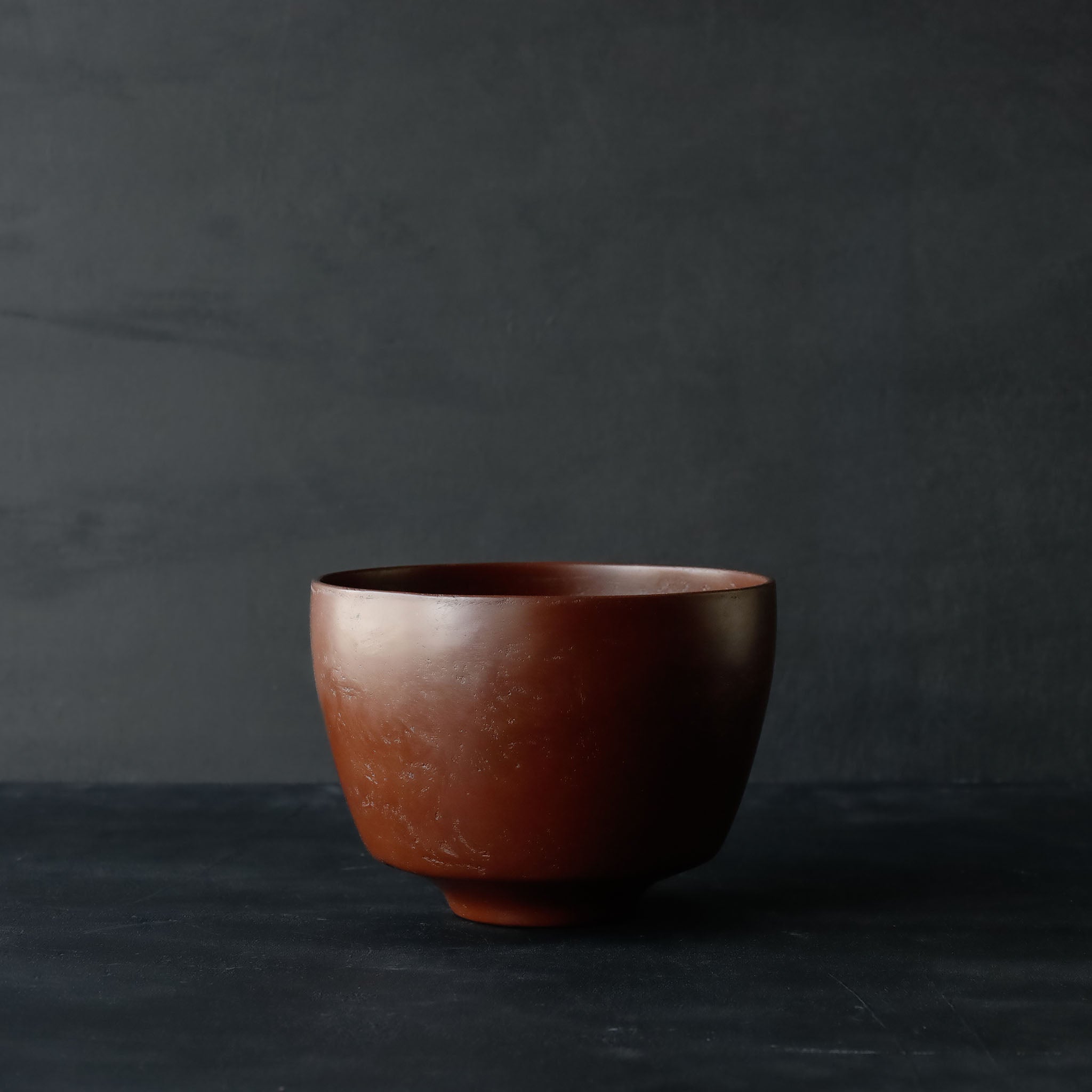 26-AS-8  Tsutsugata-wan (Cylindrical Large Bowl) – Red