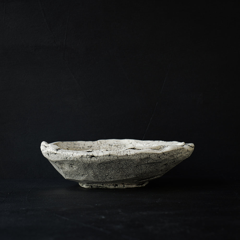 中根楽 罅土塊皿 B – 雨晴/AMAHARE