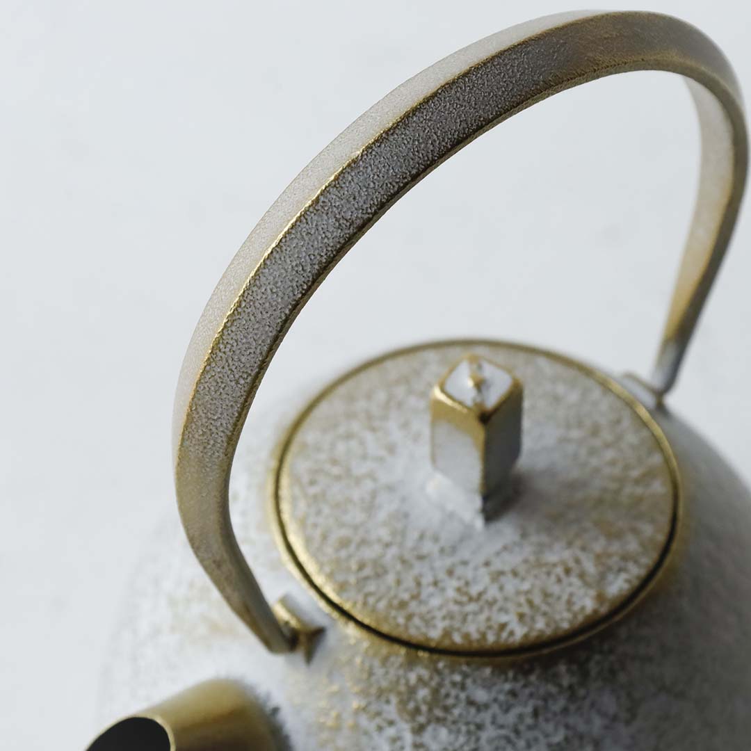 Kukan Chuzo / Cast Iron Teapot 