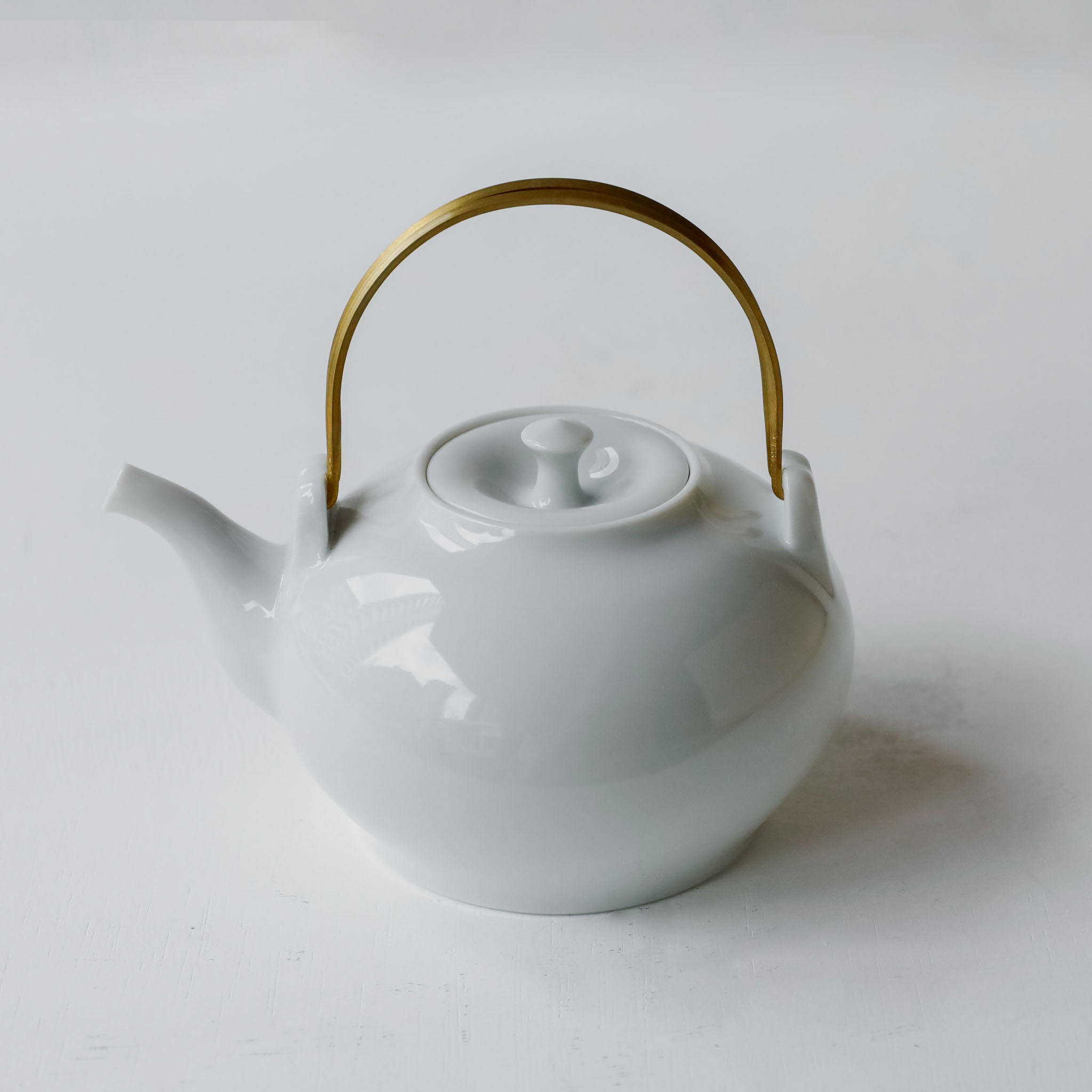Yuichi Murakami White Porcelain Teapot with Split Brass Handle