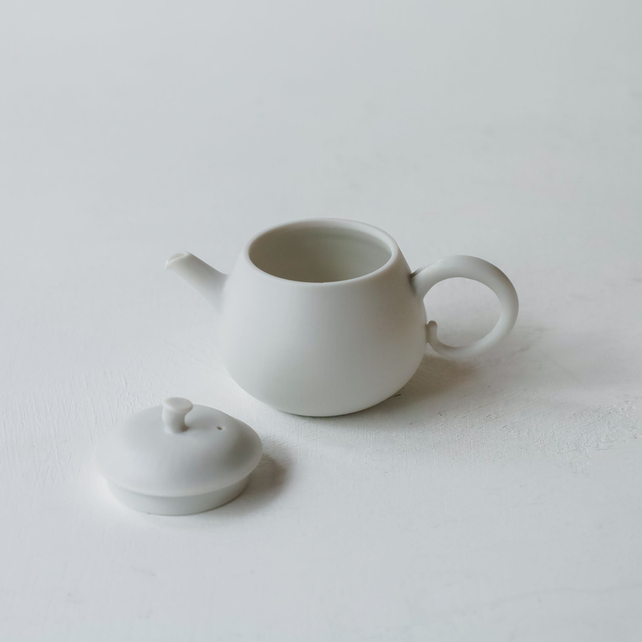 Yuichi Murakami Eggshell Teapot - Fruit shape