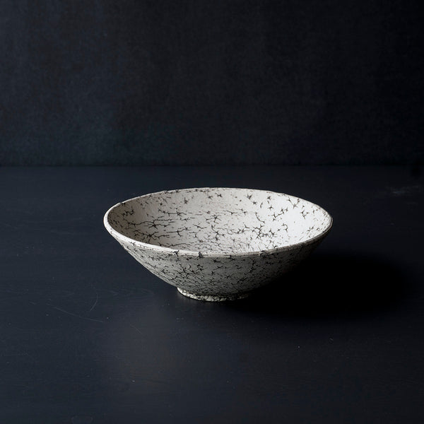 中根楽さん 陶器の蓋もの（L）サイズ 中根楽さん 陶器の蓋もの（L）サイズ 中根楽さん 陶器の蓋もの（