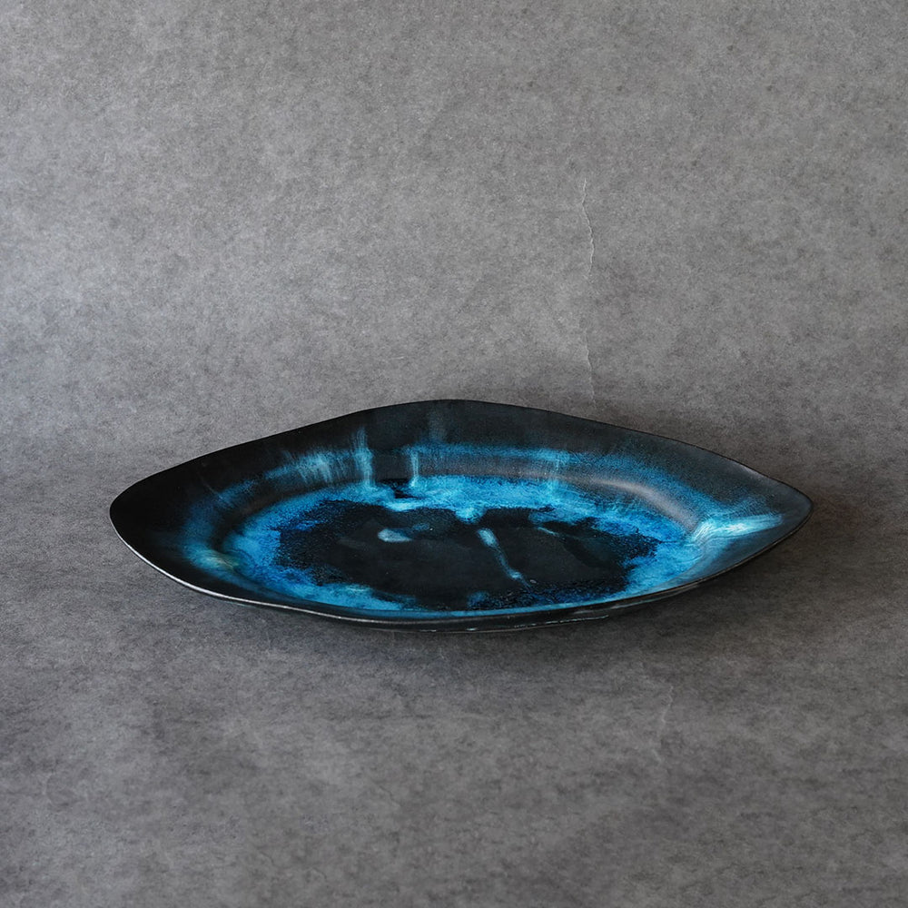 池田優子 楕円皿 銀彩 池田優子 楕円皿 中 銀彩 A – 雨晴/AMAHARE