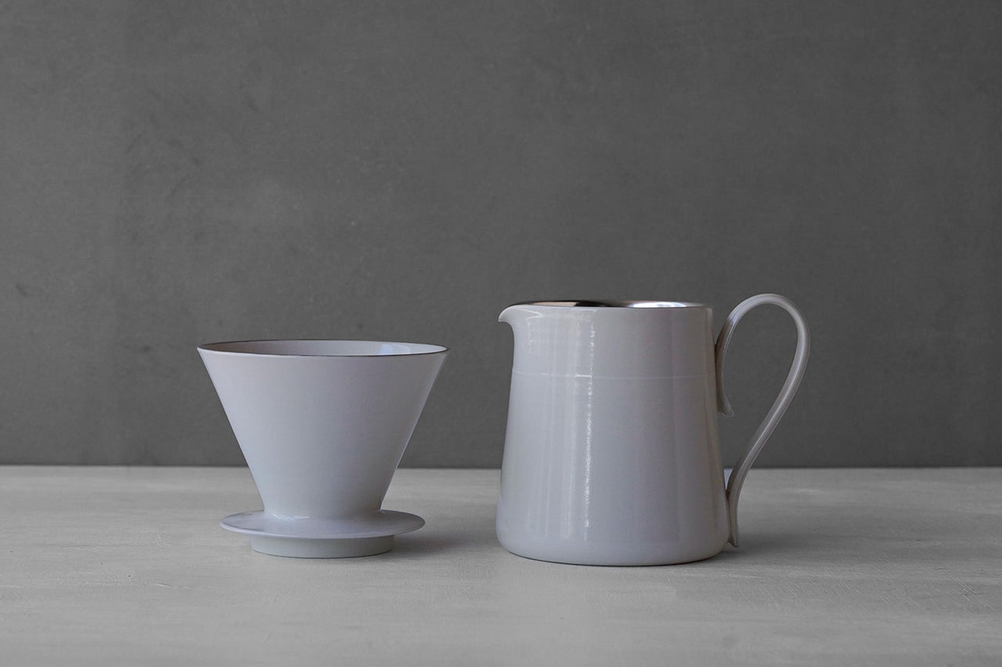 Tatsuya Hattori  White Silver Glaze  Coffee Dripper