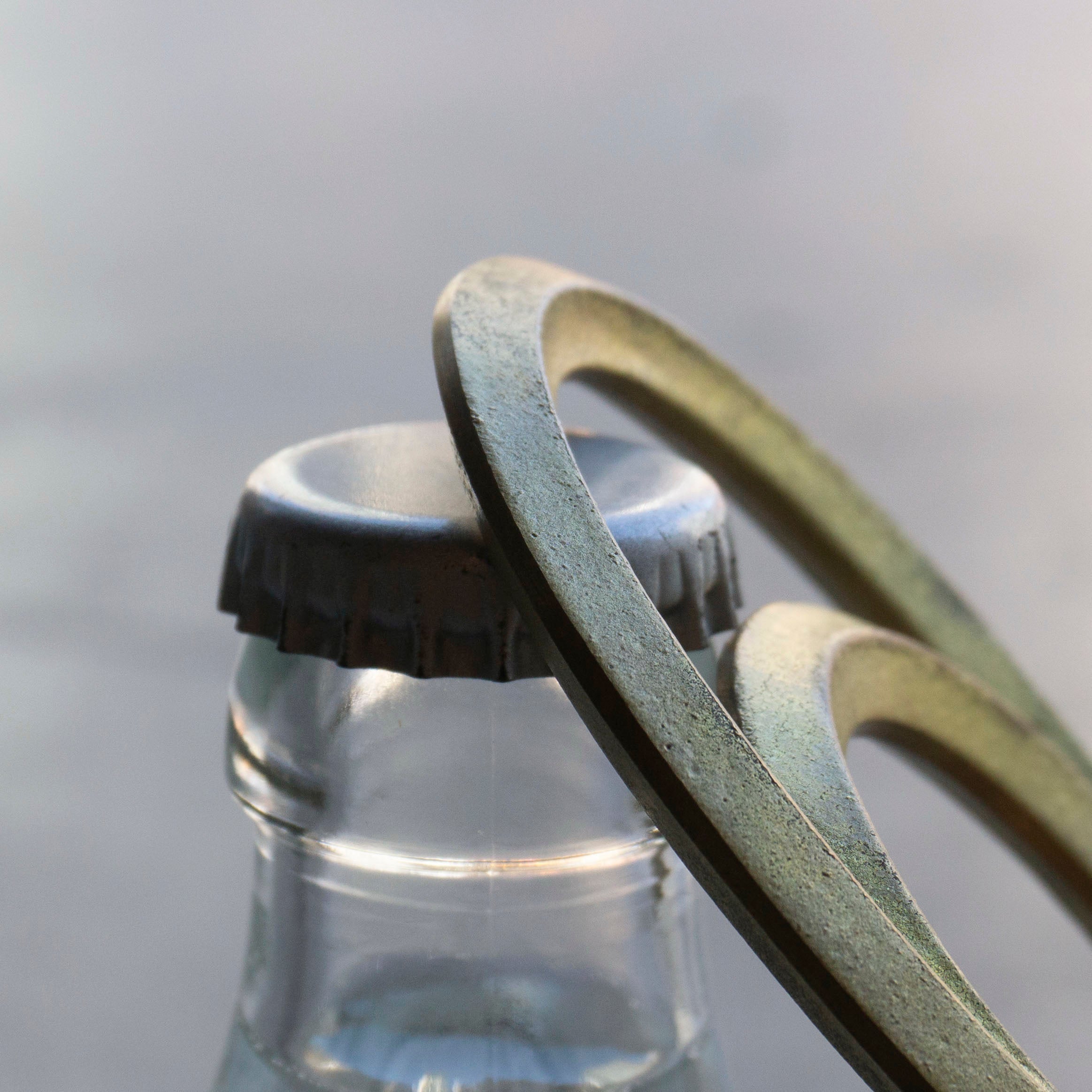 FUTAGAMI Bottle Opener Solar Eclipse
