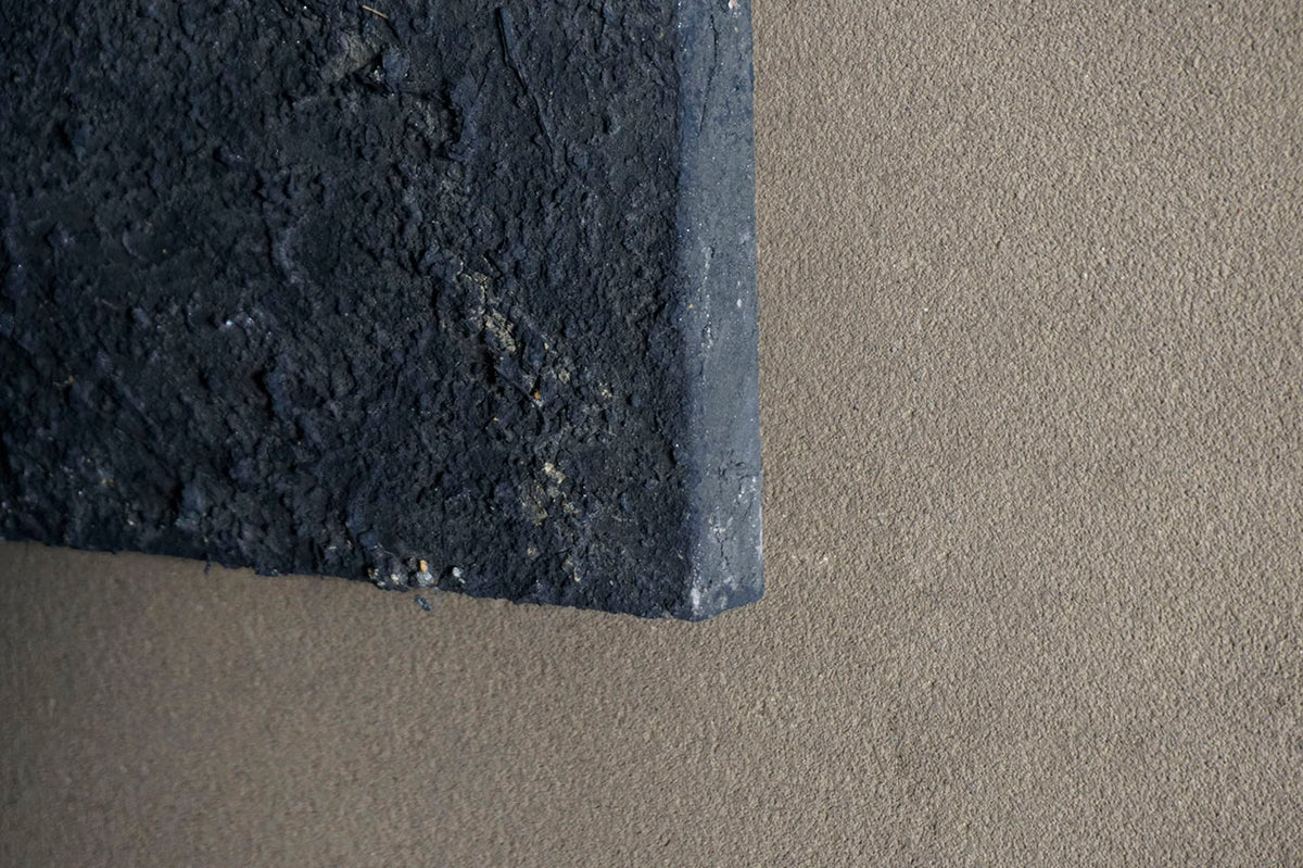 ハタノワタル 積み重なったもの TW-1 – 雨晴/AMAHARE