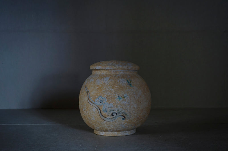 ●25-IM62 Painted Grayware Teapot – Flowing Clouds
