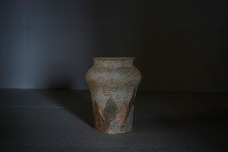●25-IM28 Painted Grayware Jar – Horse