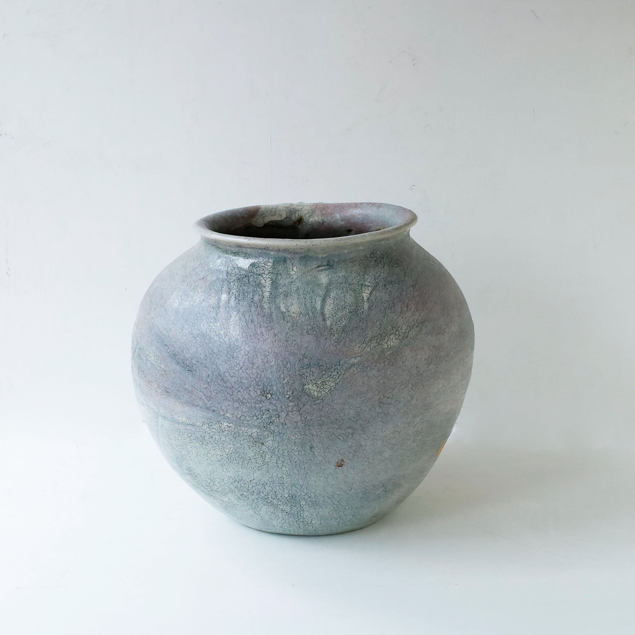 ○26-NT-70 灰粉引 大つぼ (炭化)