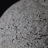 ●24-GN 26 Crackle Finish Spherical Vase