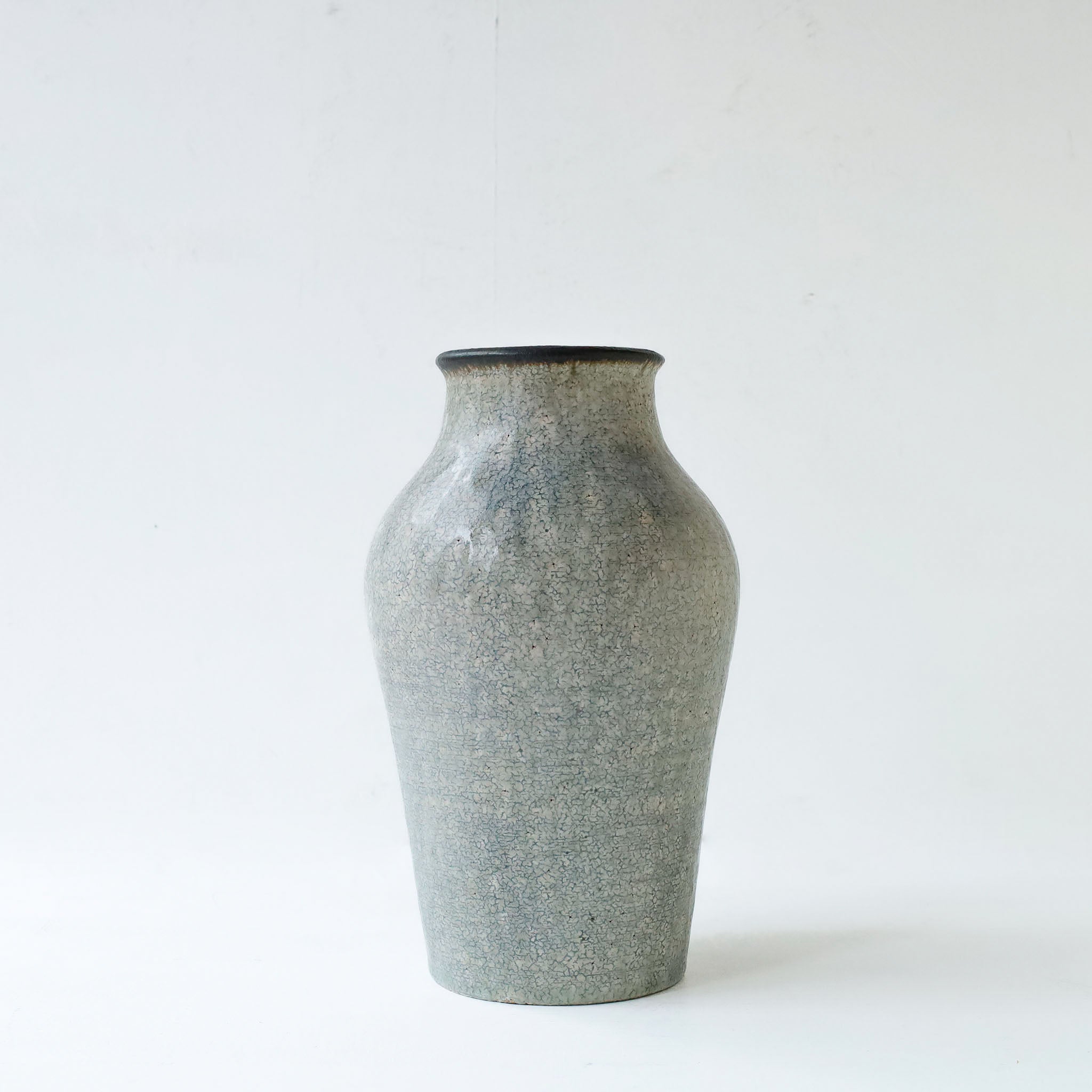 ○26-NT-72 灰粉引 花器