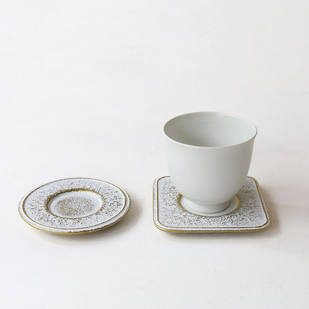 空間鋳造 茶托 Set 4pcs 白金色