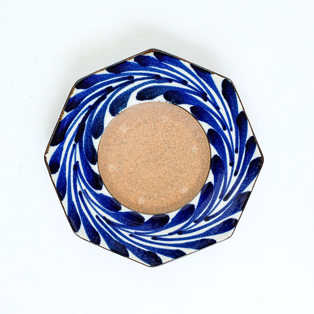 陶房眞喜屋 八角6寸皿 ソテツ