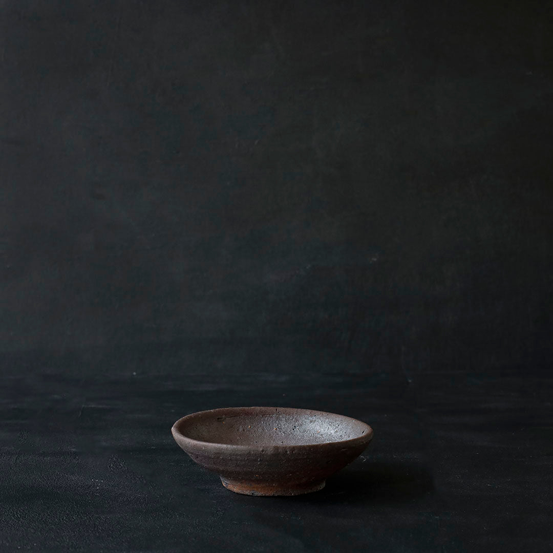 Manabu Kachi Plate