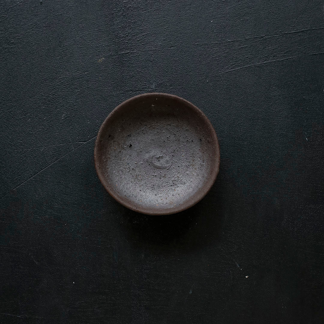 Manabu Kachi Plate