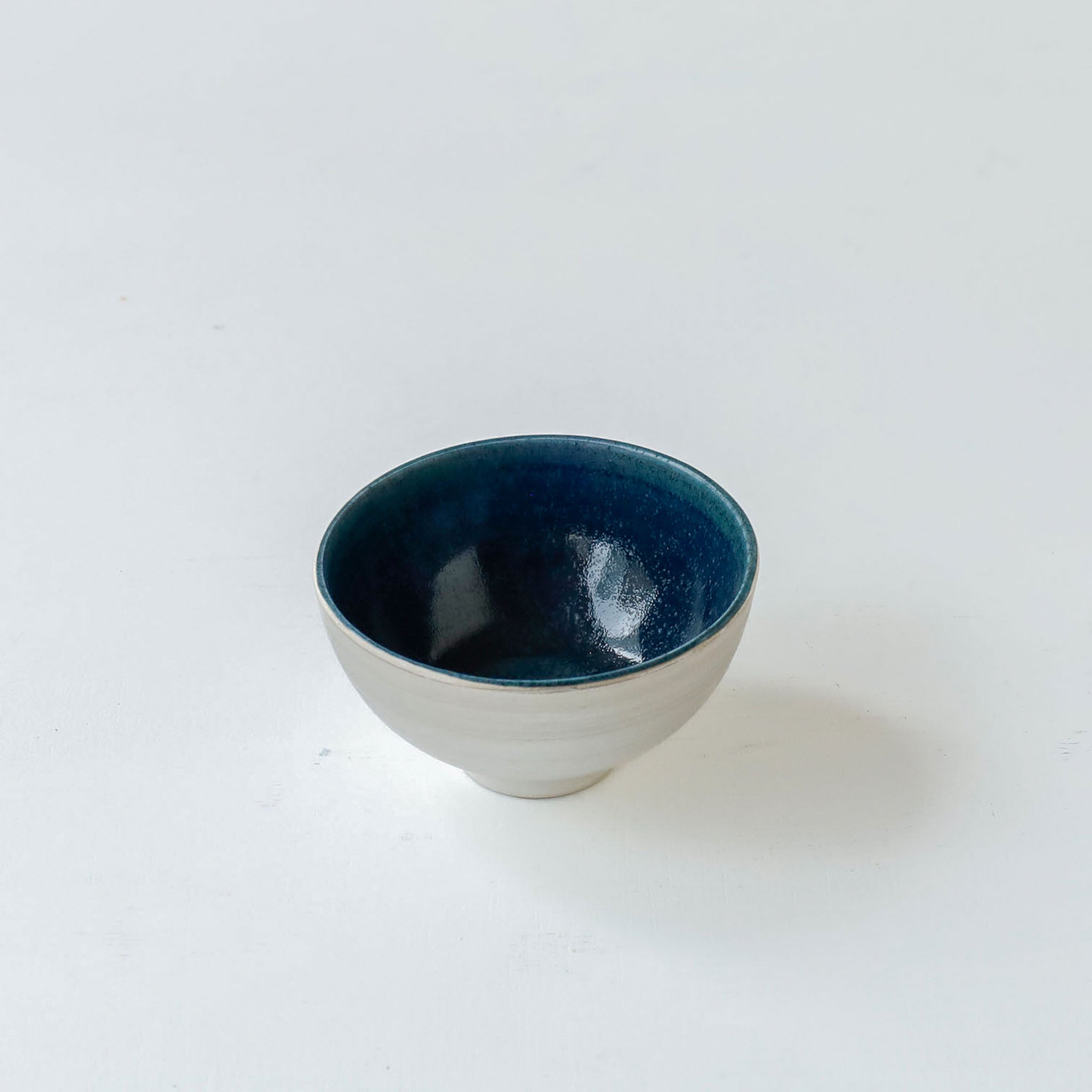 ○26-NT-74 青磁釉 豆鉢 (外銀彩)