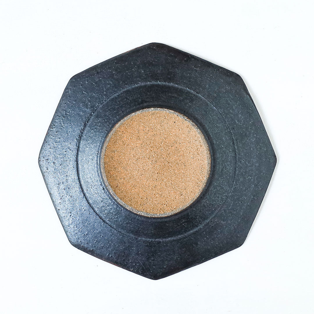 陶房眞喜屋 八角6寸皿 ソテツ