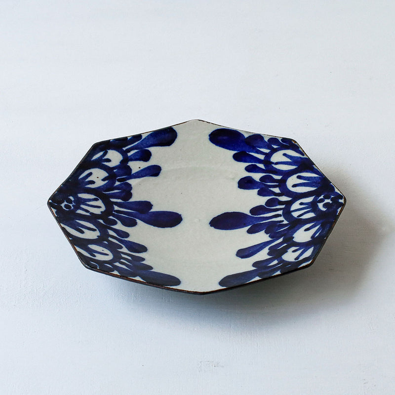 Toubou Makiya Octagonal Plate 18cm Arabesque