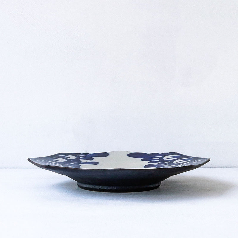 Toubou Makiya Octagonal Plate 18cm Arabesque