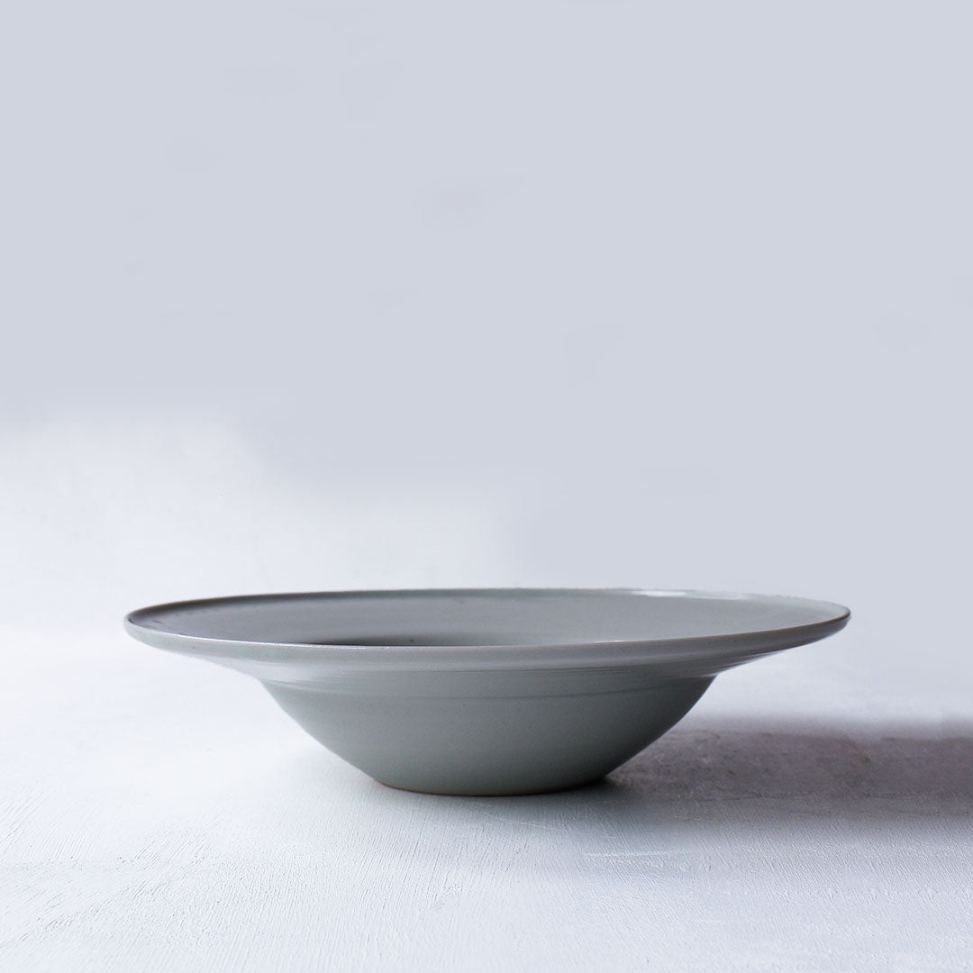 Miyuki Koizumi  Rim Bowl White 21cm