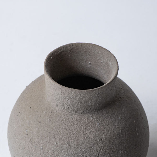Yuka Ando Vase 25-M8