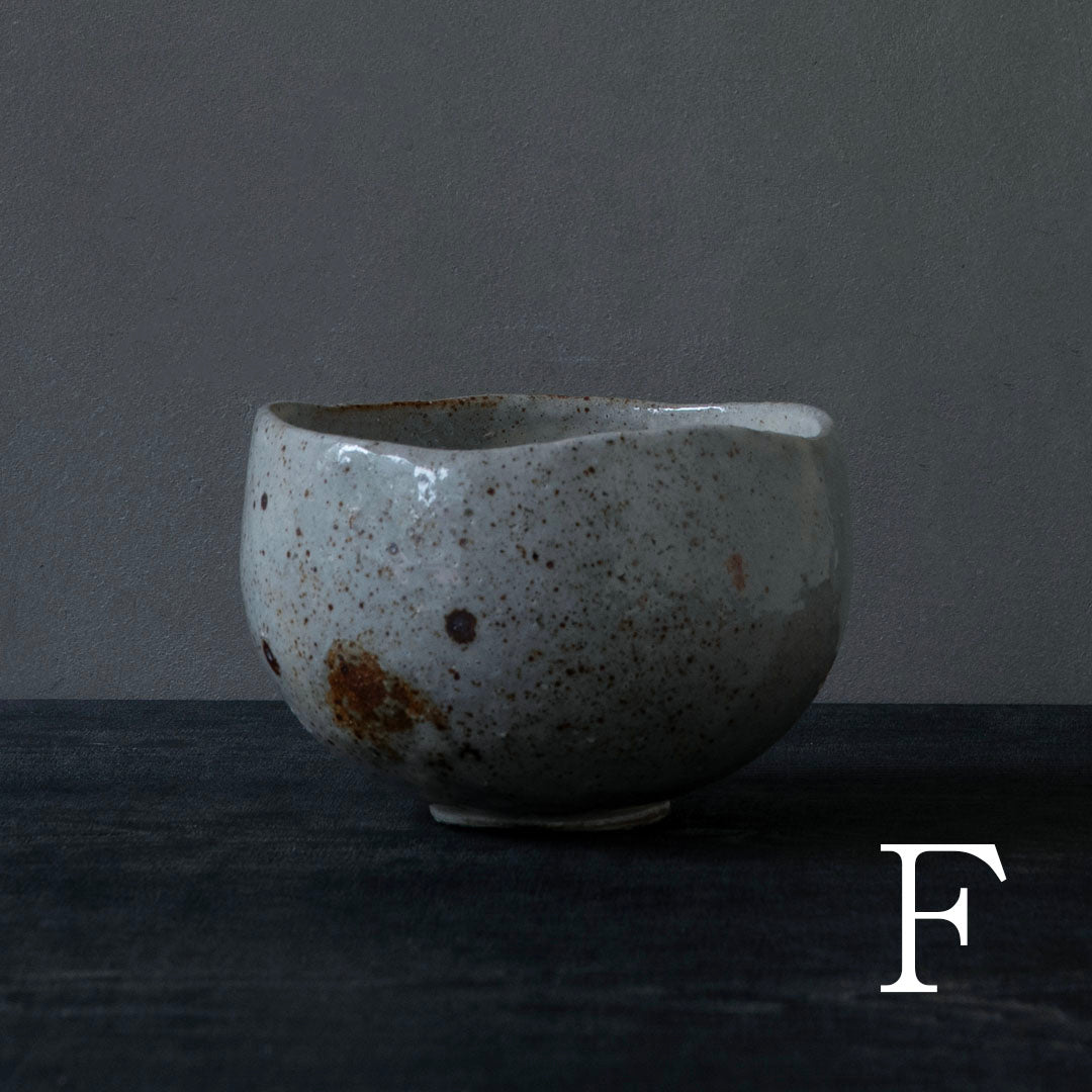 ●25-MM-29 茶盌 粉引